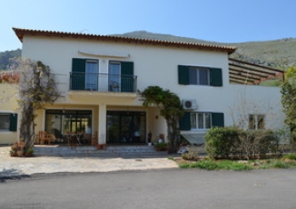 Ελευθερία - Το 3ο Σπίτι στην Εστία - Άγιος Νικόλαος στο Γαλαξίδι Φωκίδας