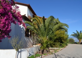 Ζωή - Το 1ο Σπίτι στην Εστία - Άγιος Νικόλαος στο Γαλαξίδι Φωκίδας