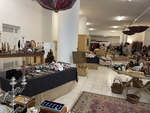 Εικόνα από το χριστουγεννιάτικο παζάρι του ΚΕΑ "Χαρά".