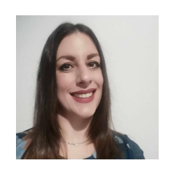 Φωτογραφία της Ελευθερίας Βομβολάκη, Κοινωνικής Λειτουργού στις "Παραπομπές".