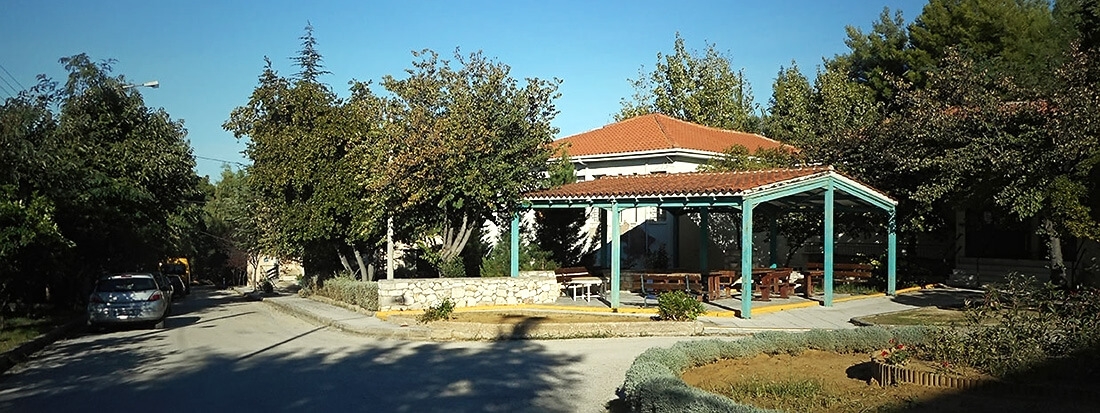 Εξωτερική άποψη της Μέριμνας στην Πάτρα.