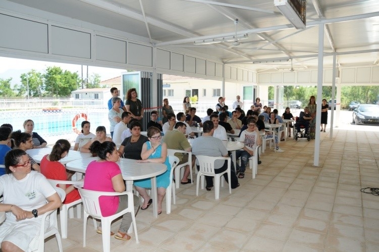 Εικόνα από τις δραστηριότητες στο Ναυταθλητικό Κέντρο του Εργαστηρίου "Παναγία Ελεούσα" στο Μεσολόγγι.