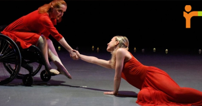 Αφίσα που παρουσιάζει δύο καλλιτέχνες με αναπηρία να χορεύουν, για την ημερίδα «Χορεύοντας τη διαφορά: Τέχνη, Θεραπεία και Συμπερίληψη»