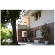 Φωτογραφία του περιβάλλοντα χώρου της ΕΘΜΑ στο Ψυχικό.