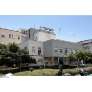 Εξωτερική άποψη (πρόσοψη) του Γενικού Νοσοκομείου Νίκαιας Άγιος Παντελεήμων.