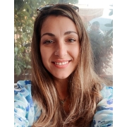 Φωτογραφία της Ξένιας Μακρή, Κοινωνικής Λειτουργού στην ομάδα "Παραπομπές".