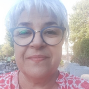 Φωτογραφία της Χασιώτου Ευθυμίας, Κοινωνικής Λειτουργού στην Ομάδα "Παραπομπές" του NOESI.gr.